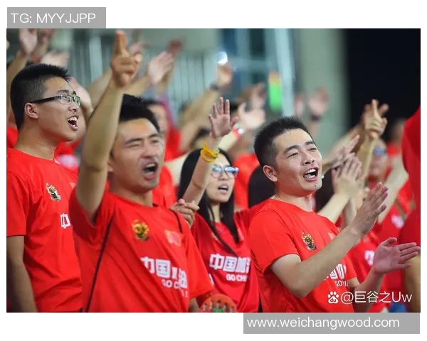 绿茵巨星荣耀登场盛典引爆全场球迷热情共赴璀璨足球之夜